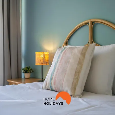 #218 Gale Sea View By Holidays Apartamento